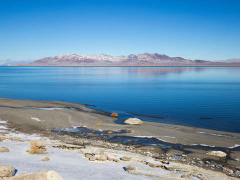 Pyramid lake 2