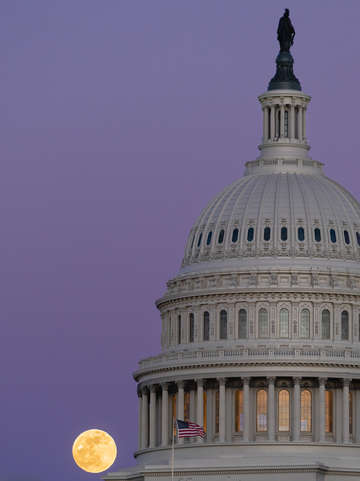 Capitol supermoon