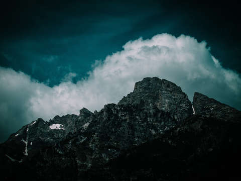 Cloud mountain 2