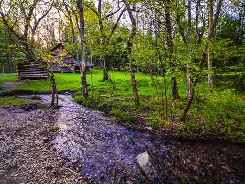 Cabin and the stream dsc 0420