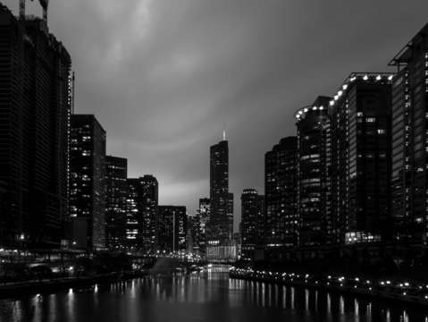 Lightning over chicago river grayscale