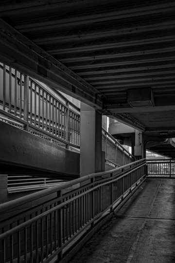 Pedestrian walkway