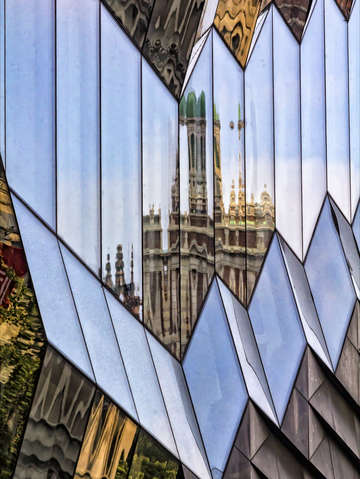 Reflective glass architecture manhattan