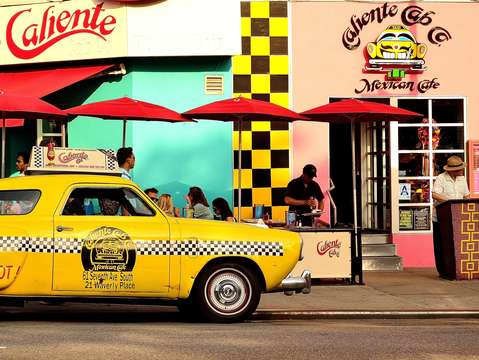 Visions of new york caliente cab
