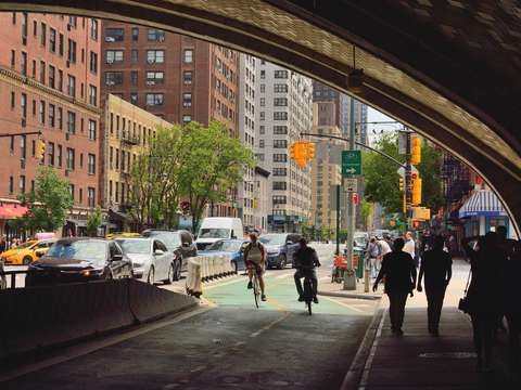 Visions of new york biking under the bridge