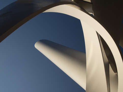 Ulysses sculpture los angeles 5