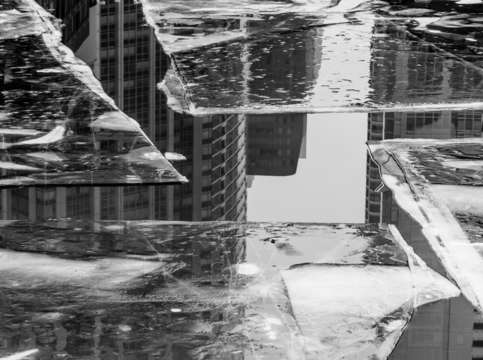 Chicago river ice architecture 1