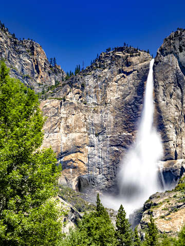 Yosemite waterfall