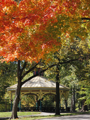 Humbolt pavilion at tower grove park