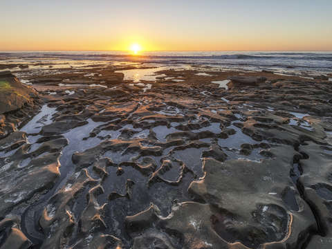 Sundown at the reef