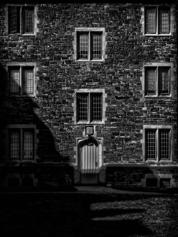 Knox college courtyard entrance