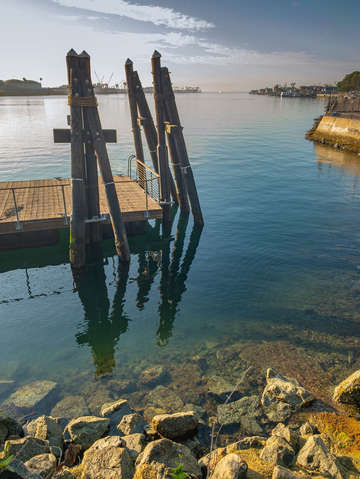 Harbor moment