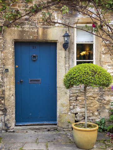 Blue door 3