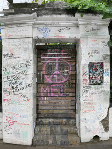 Abbey Road Studios, London, England: Musical Home of the Beatles