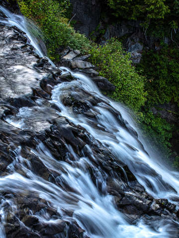 Waterfalls crest