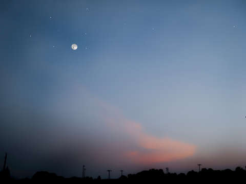 Lunar peekaboo