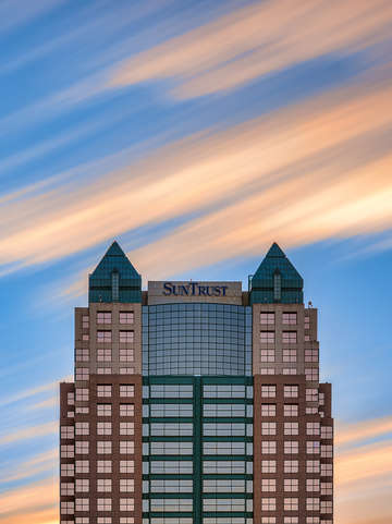 Suntrust in the sun