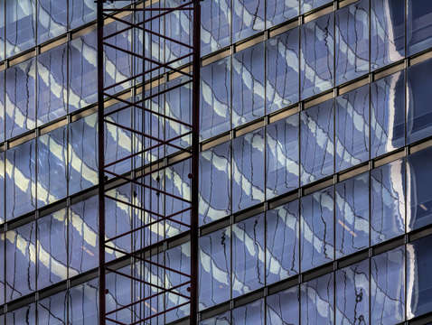 Reflective office building nyc