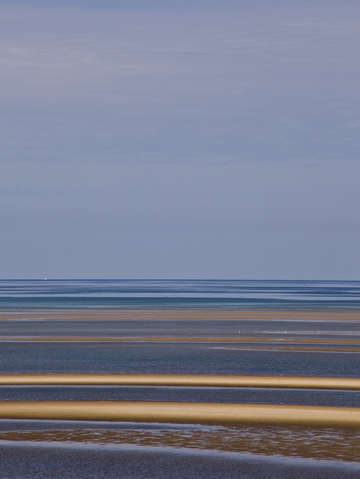 Low tide light