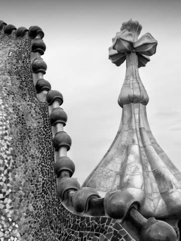 Casa batll in black and white