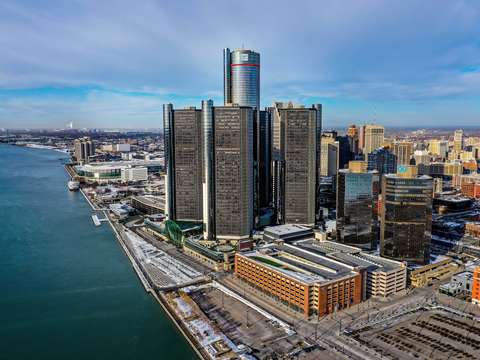 Detroit ren cen dji 0475