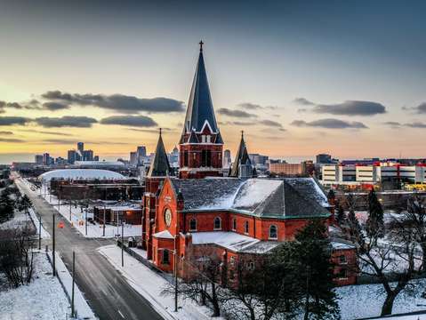 Detroit church and rencen v2 dji 0704
