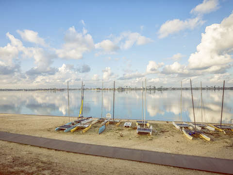 Decembers reflections at mission bay