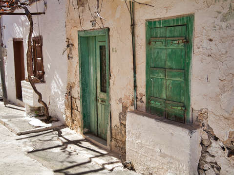 Rustic home crete