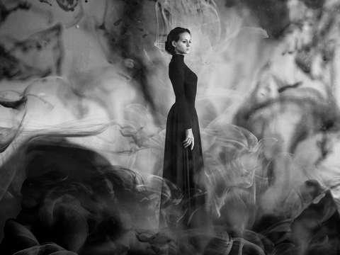 Metamorphosis black 4
