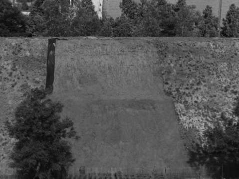 Untitled l1800881