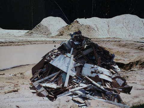 Remains i