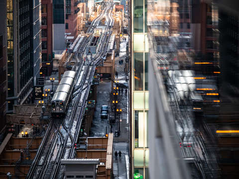 Chicago l train reflection
