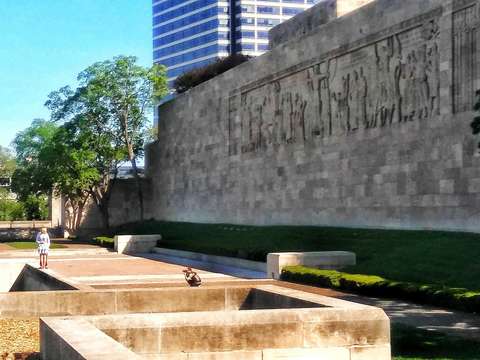Fountains of liberty memorial