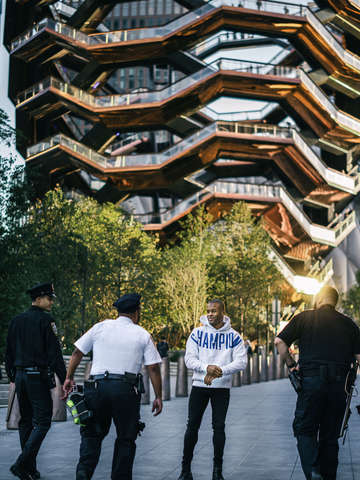 1 hudson yards savage beauty