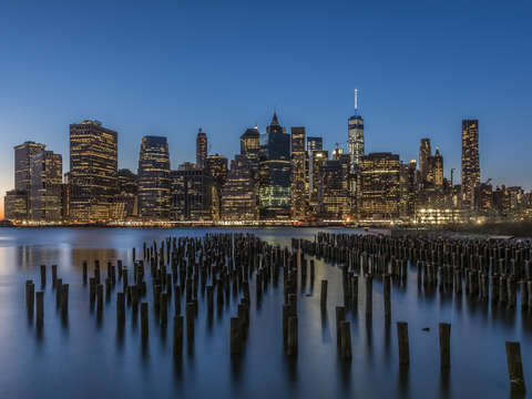 Brooklyn bridge park from manhattan