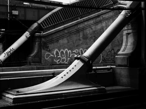 Bridge swoop
