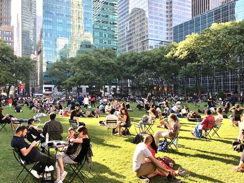 Picnic in bryant park 2 new york