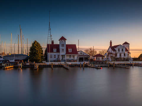 Root boat house