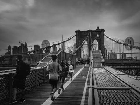 Brooklyn bridge black