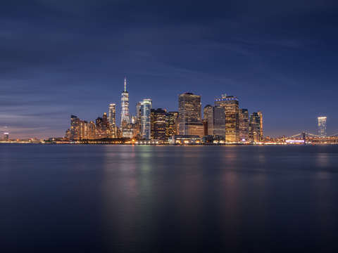 Skyline new york at dusk