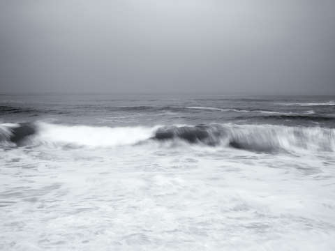 The serenity of surf monochrome