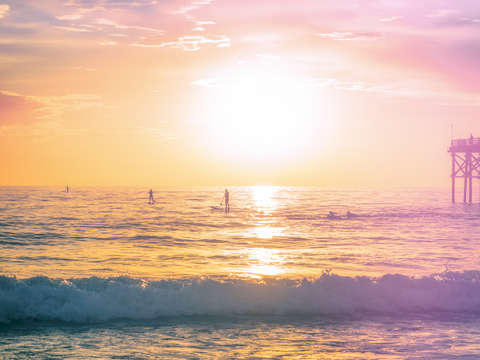 Mission beach summer vibes retro