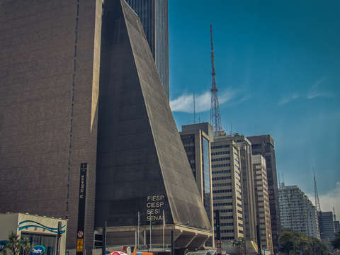 Ave paulista skyrise