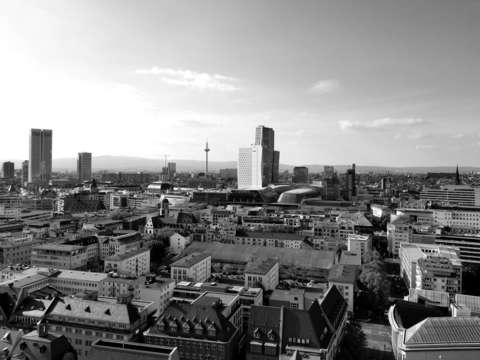 Frankfurt 77bw