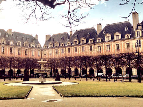 Place des vosges paris