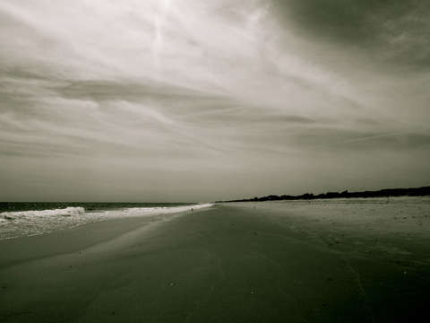 Calming ocean