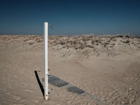 Beach wash station