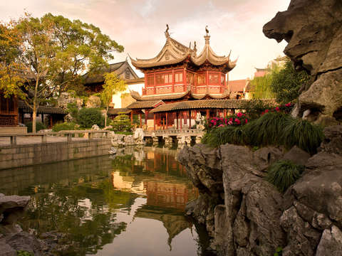 Yutuan gardens pagoda