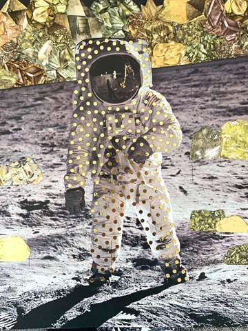 Golden astronaut