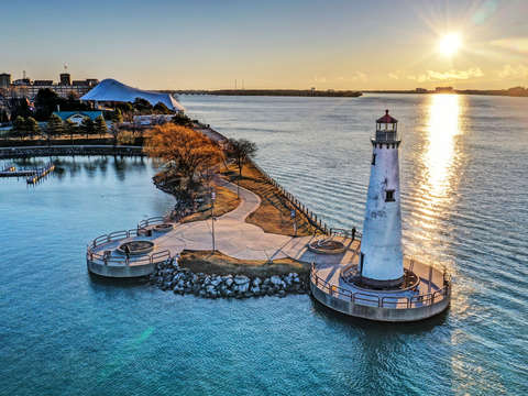 Lighthouse on detroit river dji 0169